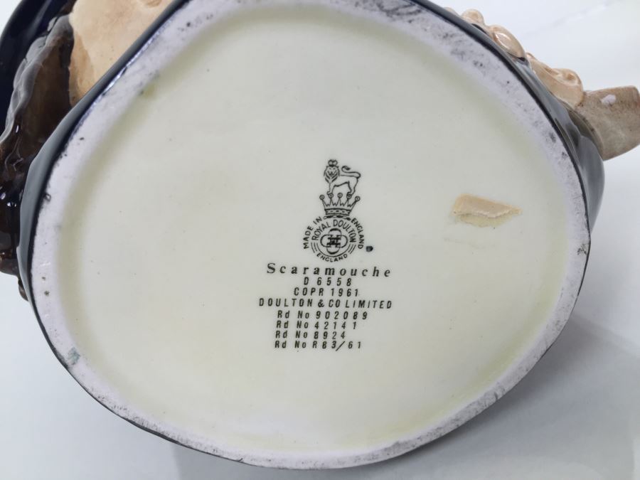 Royal Doulton Large 'Scaramouche' D6558 Character Pitcher 1961 [Photo 3]