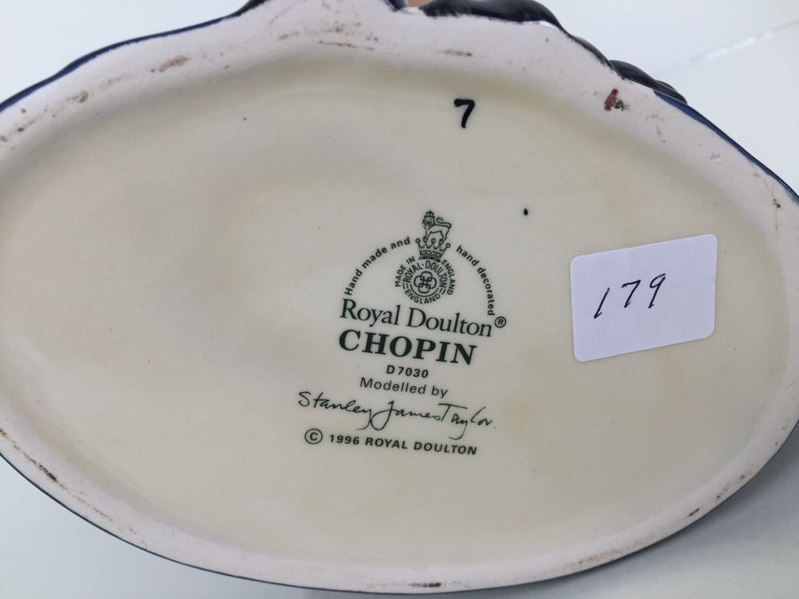 Royal Doulton Large 'Chopin' D7030 Character Pitcher 1996 [Photo 11]