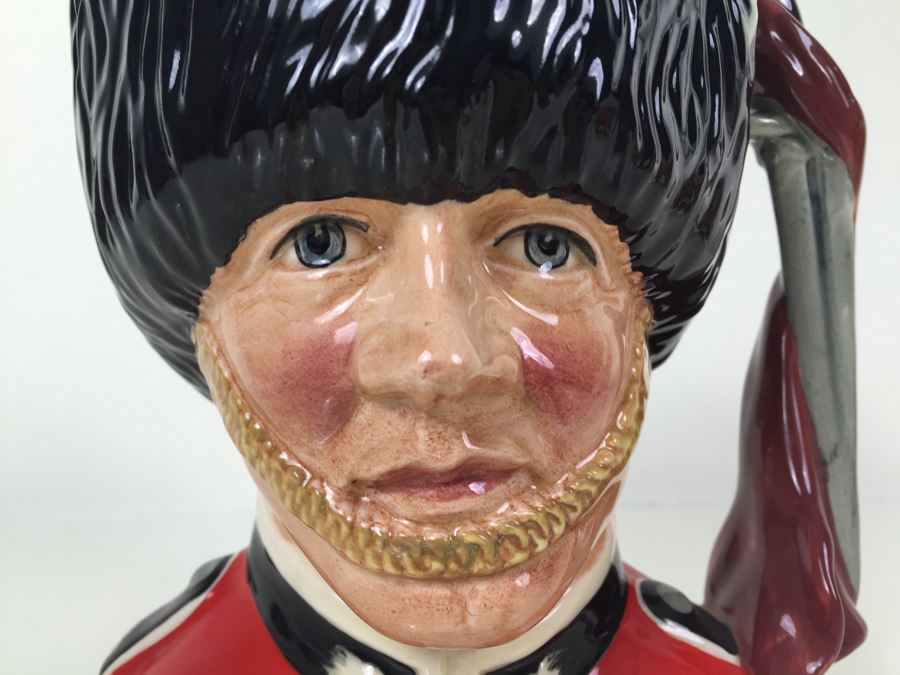Royal Doulton Large 'The Guardsman' D6755 Character Pitcher 1986 [Photo 5]