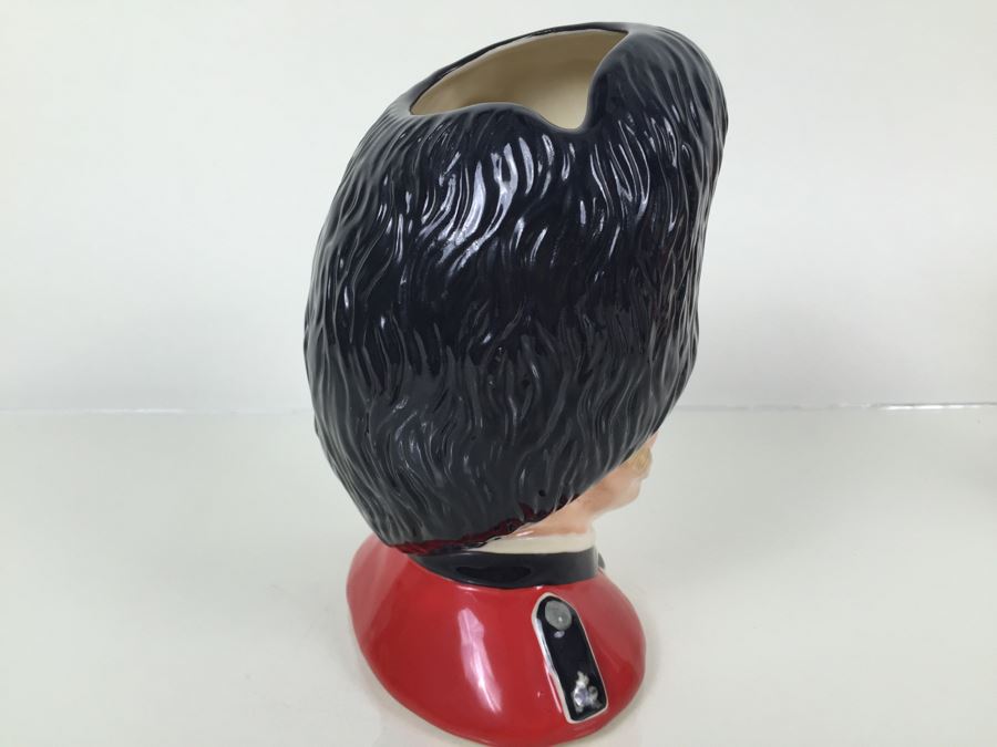 Royal Doulton Large 'The Guardsman' D6755 Character Pitcher 1986 [Photo 9]