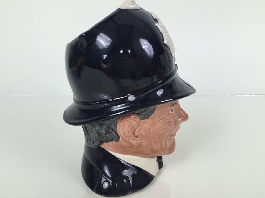 Royal Doulton Large 'The London 'Bobby'' D6744 Character Jug 1985 [Photo 9]