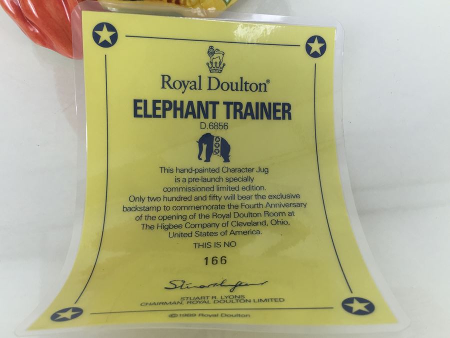 Royal Doulton Large 'The Elephant Trainer' D6856 Character Pitcher 1989 Limited Edition 166 Of Signed By Michael Doulton [Photo 11]
