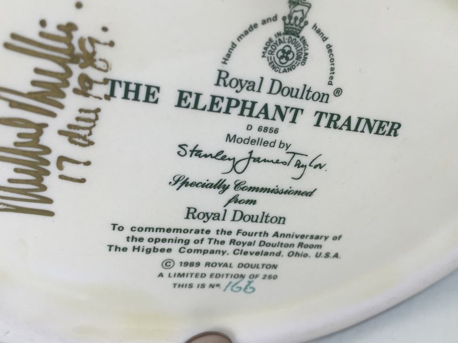 Royal Doulton Large 'The Elephant Trainer' D6856 Character Pitcher 1989 Limited Edition 166 Of Signed By Michael Doulton [Photo 15]