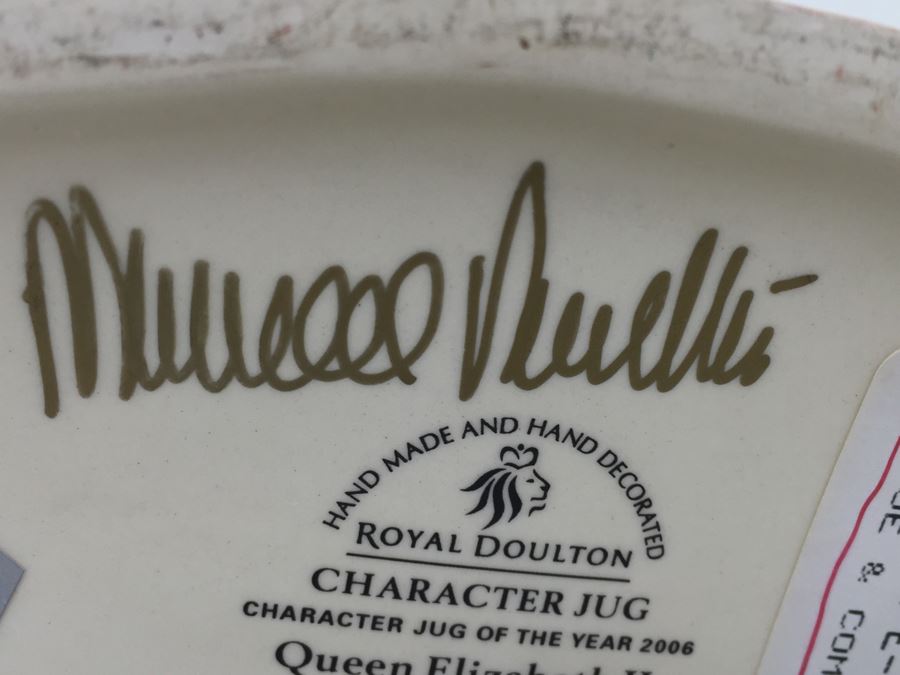 Royal Doulton Large 'Queen Elizabeth II' D7256 Character Jug Signed By Michael Doulton [Photo 11]