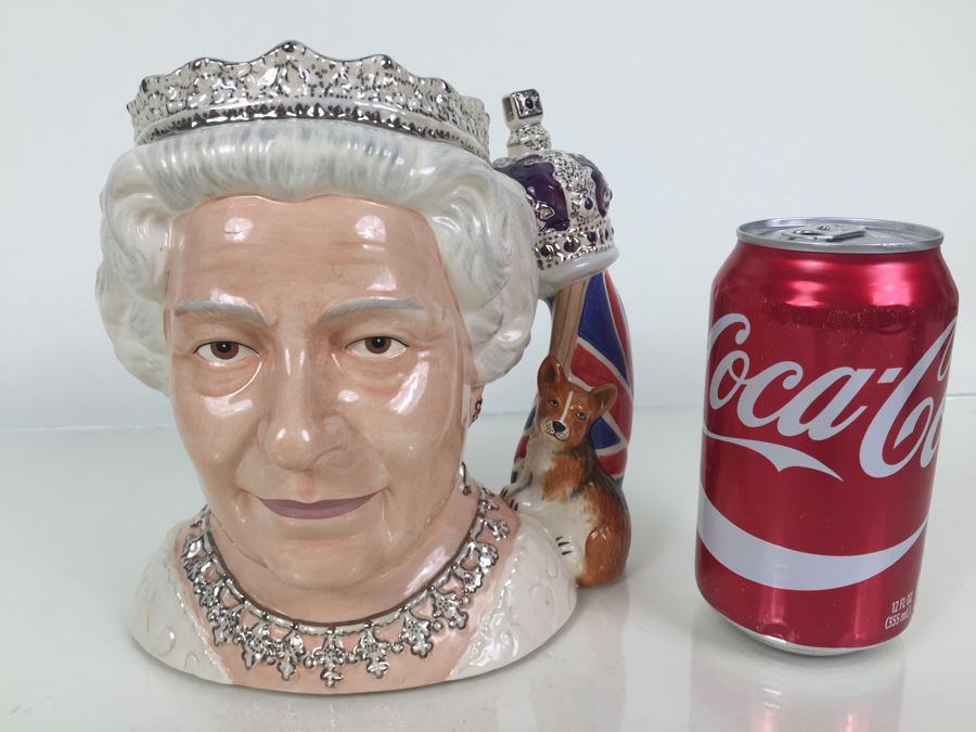 Royal Doulton Large 'Queen Elizabeth II' D7256 Character Jug Signed By Michael Doulton [Photo 4]
