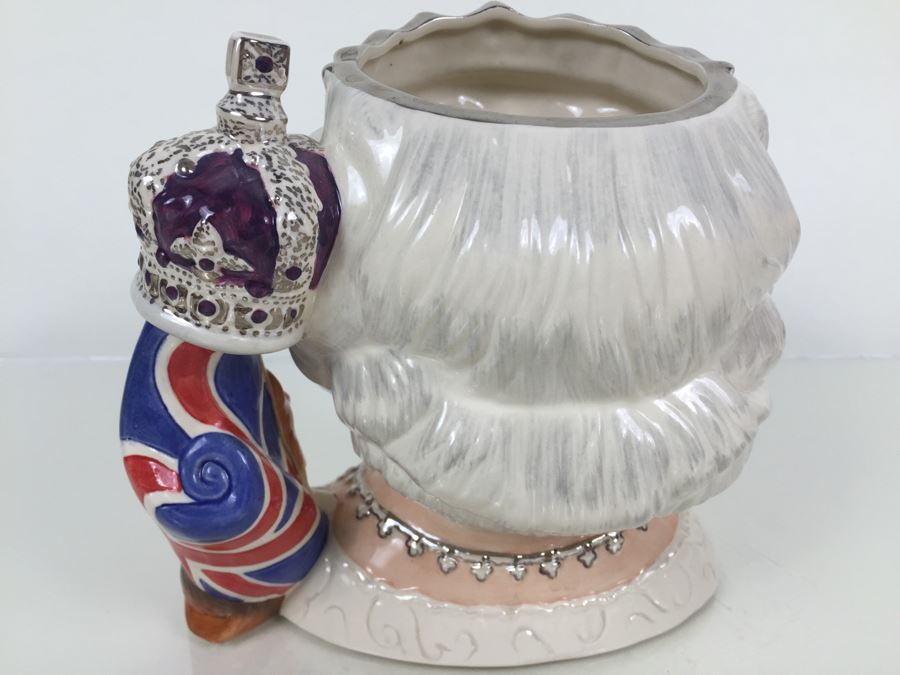 Royal Doulton Large 'Queen Elizabeth II' D7256 Character Jug Signed By Michael Doulton [Photo 9]