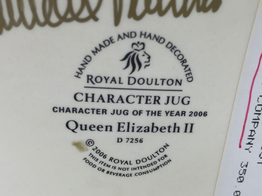Royal Doulton Large 'Queen Elizabeth II' D7256 Character Jug Signed By Michael Doulton [Photo 12]