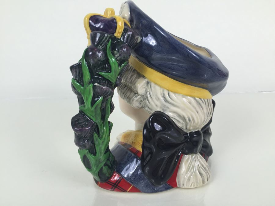 Royal Doulton Large 'Bonnie Prince Charlie' D6858 Character Pitcher 1989 [Photo 6]