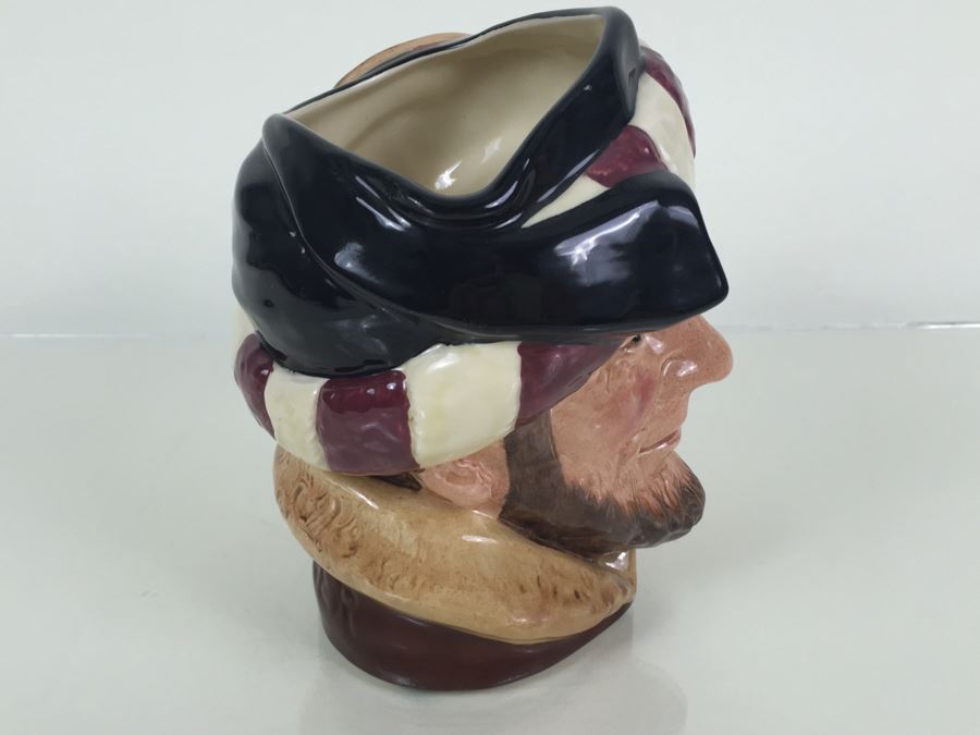 Royal Doulton Large 'The Falconer' D6800 Character Pitcher 1987 Special Commission 1000 [Photo 12]