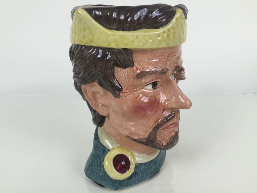 Royal Doulton Large The Shakespearean Collection 'Macbeth' D6667 Character Pitcher 1982 [Photo 10]