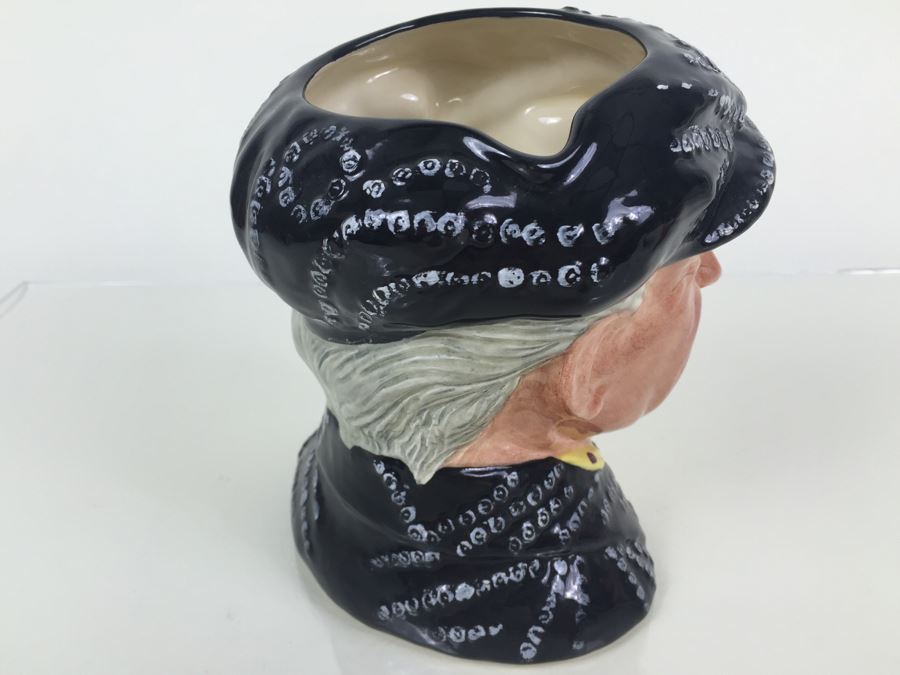 Royal Doulton Large 'Pearly King' D6760 Character Pitcher 1986 [Photo 9]