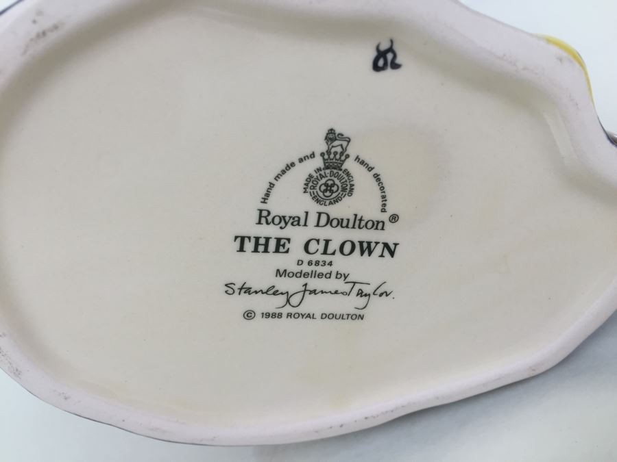 Royal Doulton Large 'The Clown' D6834 Character Jug 1988 [Photo 3]