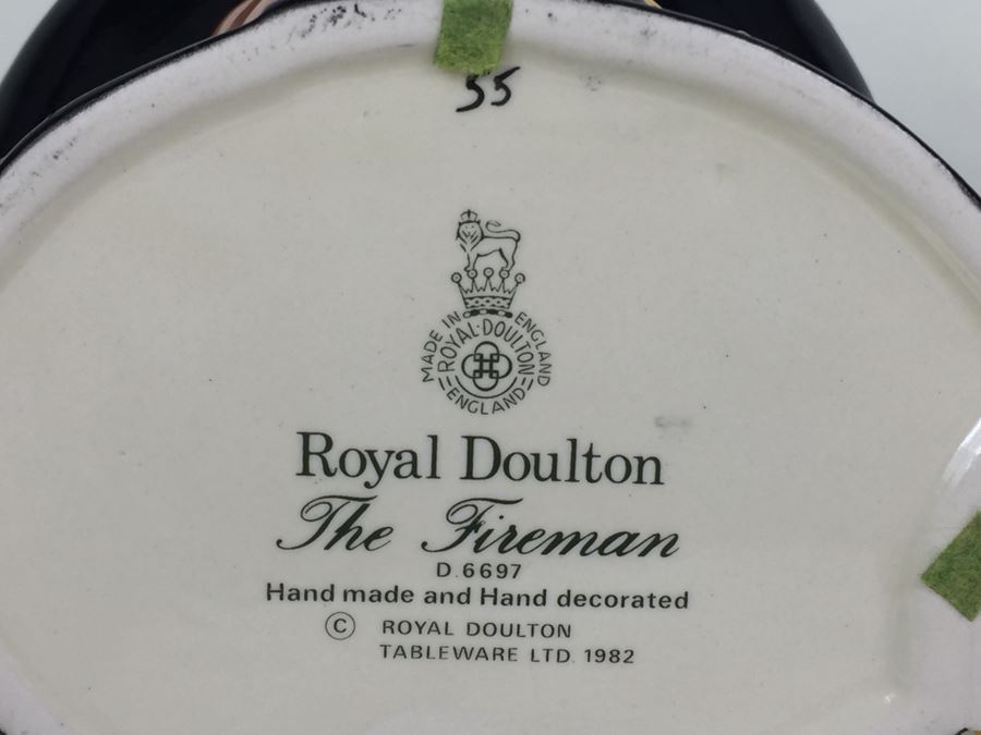 Royal Doulton Large 'The Fireman' D6697 Character Jug 1982 [Photo 10]