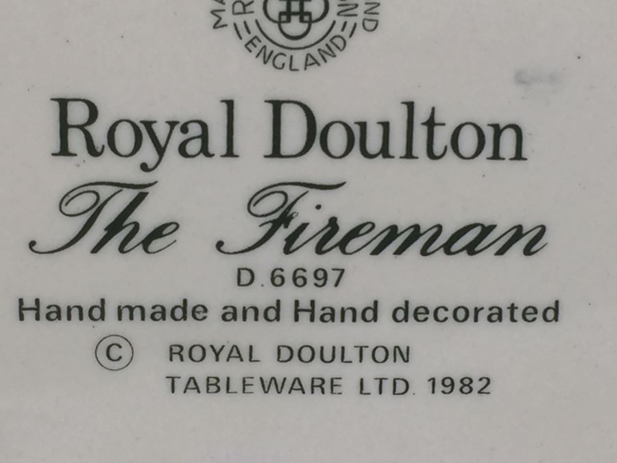 Royal Doulton Large 'The Fireman' D6697 Character Jug 1982 [Photo 11]
