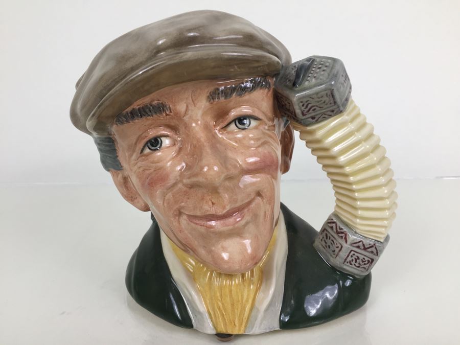 Royal Doulton Large 'The Busker' D6775 Character Pitcher 1987 [Photo 1]
