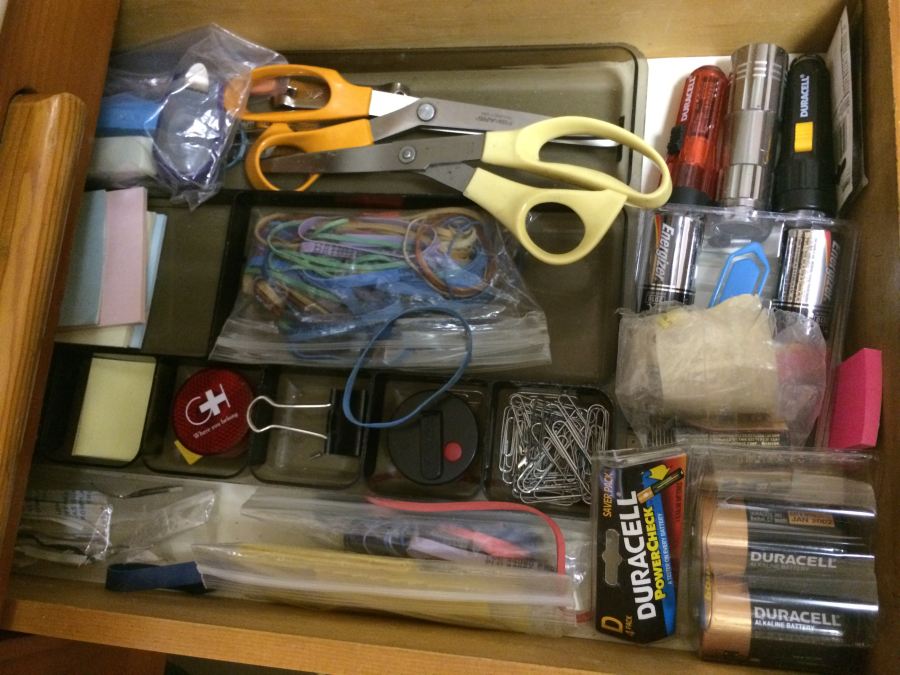 Office Supply Lot [Photo 15]