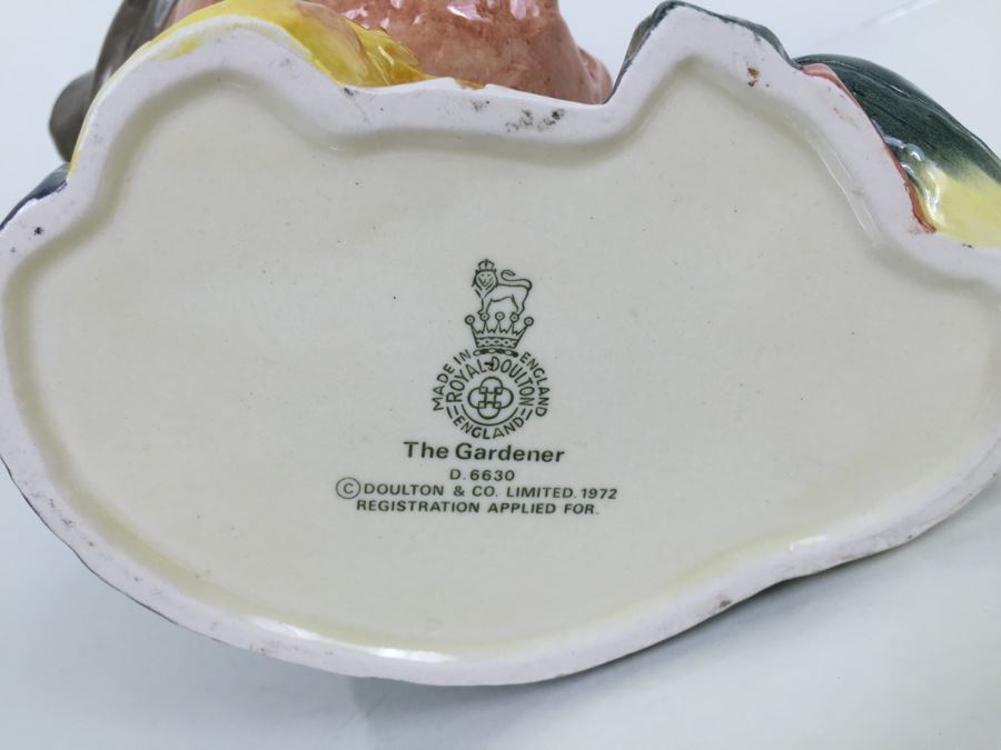 Royal Doulton Large 'The Gardener' D6630 Character Pitcher 1972 [Photo 11]