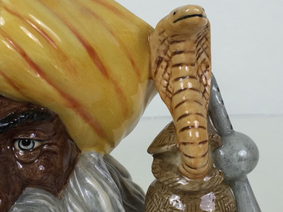 Royal Doulton Large 'The Snake Charmer' D6912 Character Pitcher 1991 Limited Edition 86 Of 2,500 Signed By Michael Doulton [Photo 4]