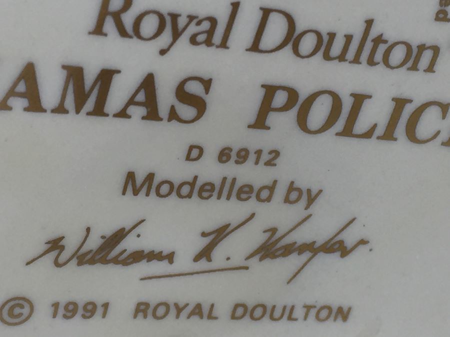 Royal Doulton Large 'Bahamas Policeman ' D6912 Character Pitcher 1991 [Photo 13]