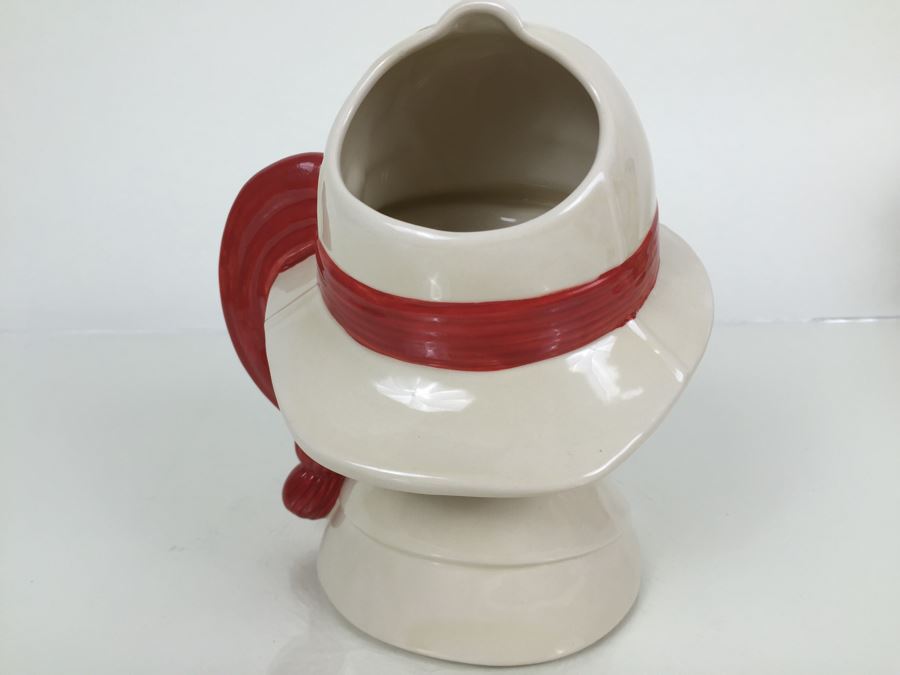 Royal Doulton Large 'Bahamas Policeman ' D6912 Character Pitcher 1991 [Photo 8]