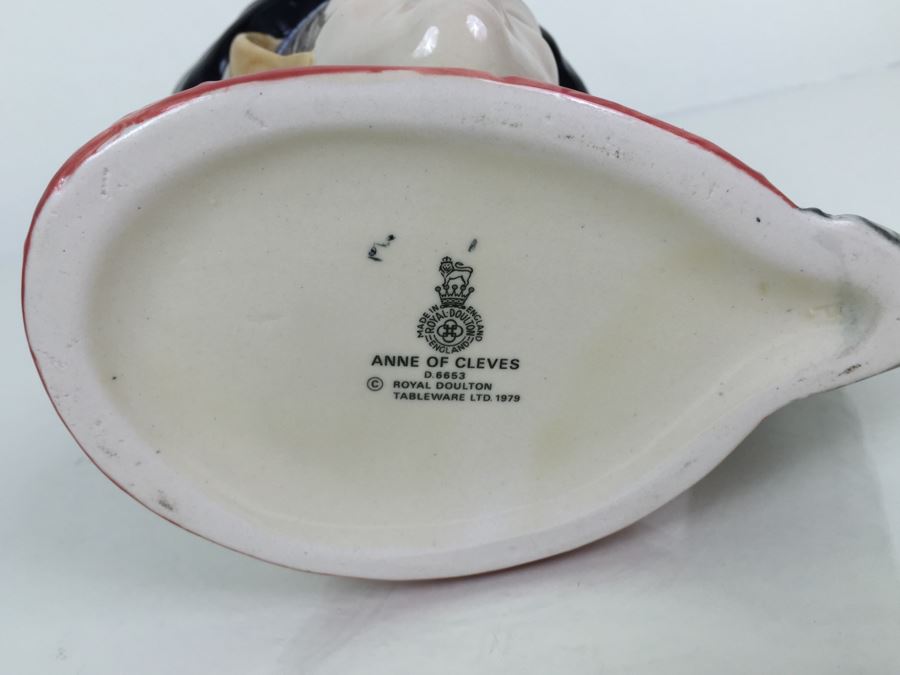 Royal Doulton Large 'Anne of Cleves' D6653 Character Jug 1979 [Photo 13]