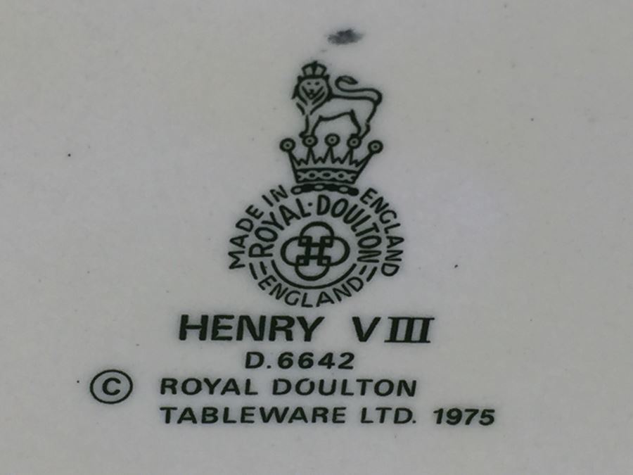 Royal Doulton Large 'Henry VIII' D6642 Character Pitcher 1975 [Photo 11]
