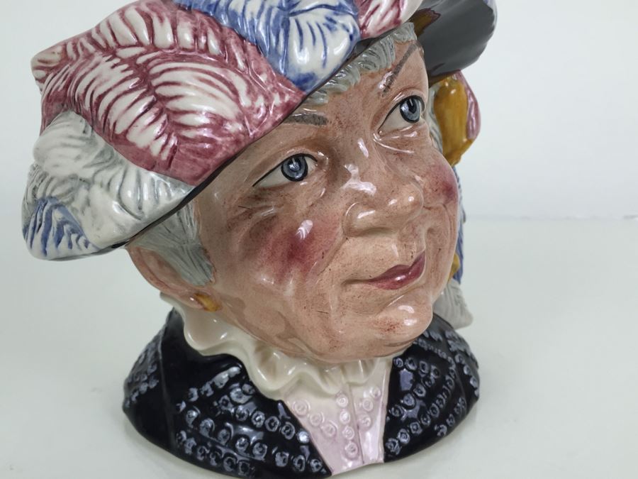 Royal Doulton Large 'Pearly Queen' D6759 Character Jug 1986 [Photo 9]