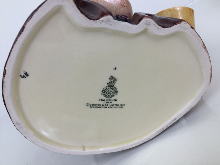 Royal Doulton Large 'The Sleuth' D6631 Character Pitcher 1972 [Photo 3]