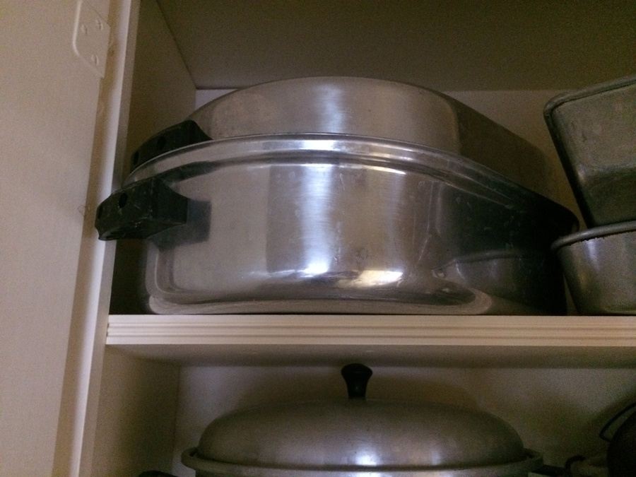 Pot and Pan Lot [Photo 6]