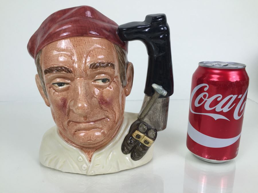 Royal Doulton Large 'Bootmaker' D6572 Character Jug 1962 [Photo 4]