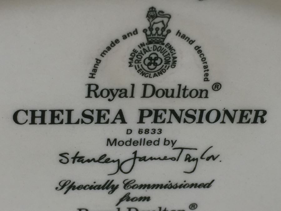 Royal Doulton Large 'Chelsea Pensioner' D6833 Character Pitcher 1988 Limited Edition 61 Of 250 [Photo 12]