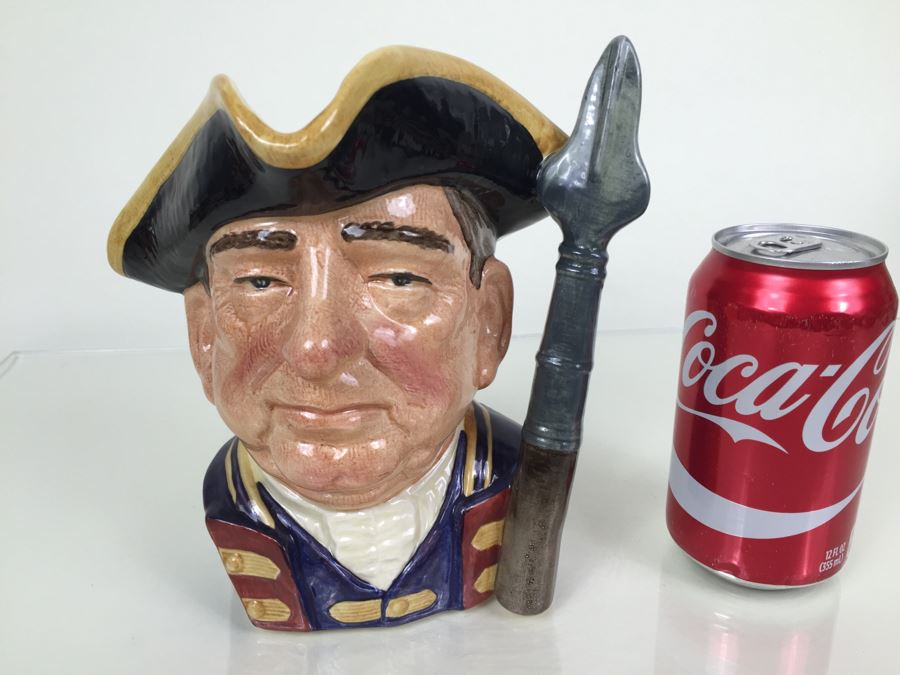 Royal Doulton Large 'Guardsman' D6568 Character Pitcher 1962 [Photo 4]