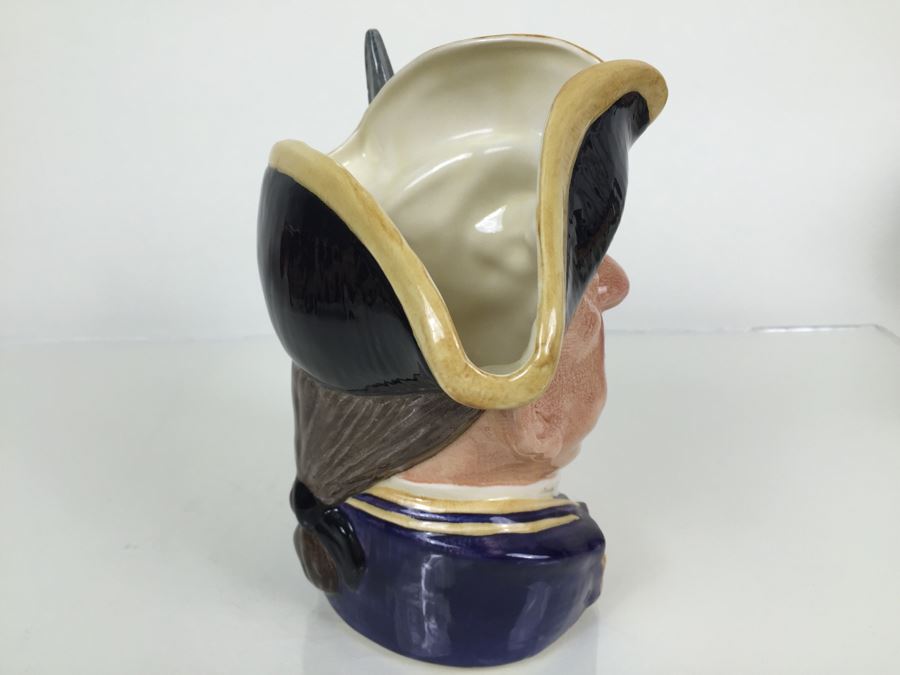 Royal Doulton Large 'Guardsman' D6568 Character Pitcher 1962 [Photo 9]