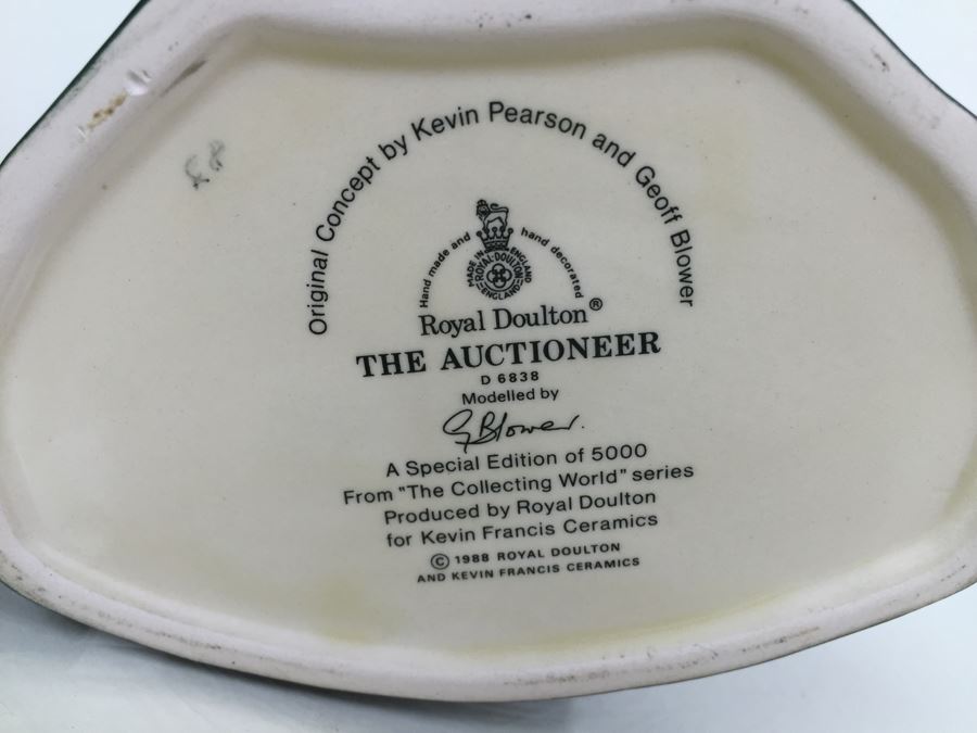 Royal Doulton Large 'The Auctioneer' D6838 Character Pitcher 1988 Special Edition Of 5,000 [Photo 3]