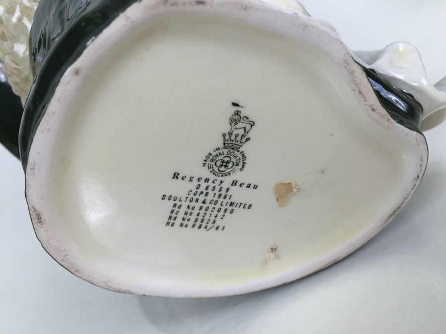 Royal Doulton Large 'Regency Beau' D6559 Character Pitcher 1961 [Photo 3]