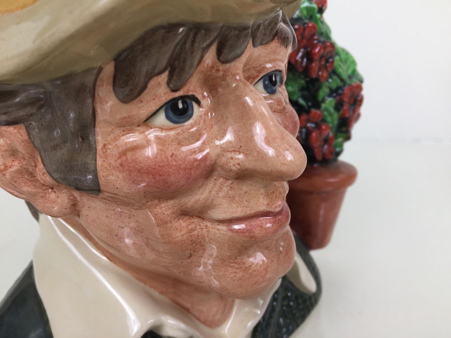 Royal Doulton Large 'The Gardener' D6867 Character Pitcher 1990 [Photo 11]