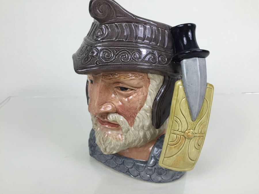 Royal Doulton Large 'Gladiator' D6550 Character Pitcher 1960 [Photo 5]