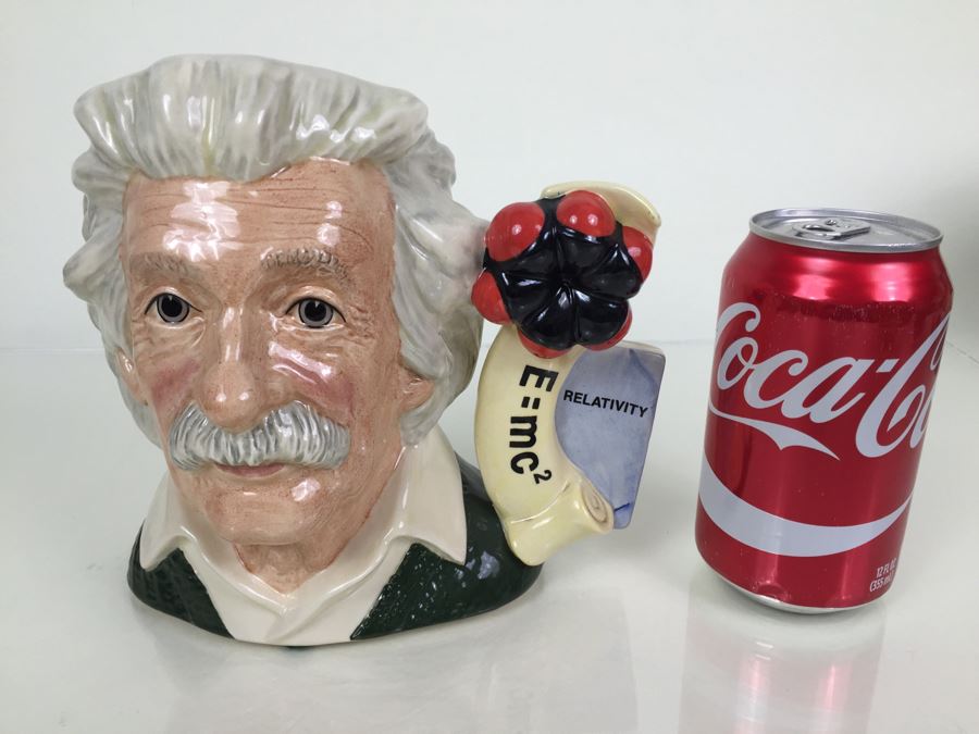 Royal Doulton Large 'Albert Einstein' D7023 Character Pitcher 1995 [Photo 4]