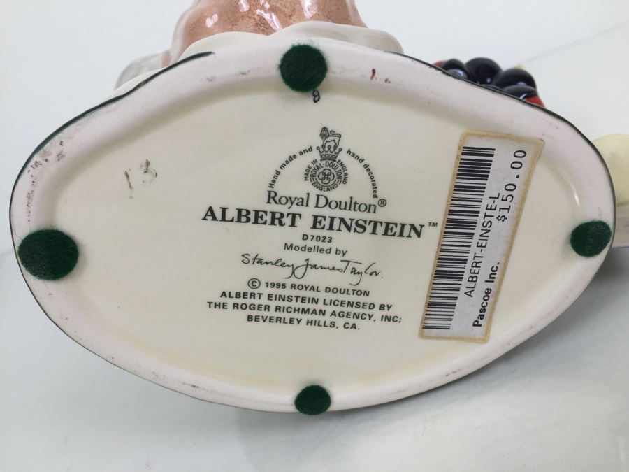 Royal Doulton Large 'Albert Einstein' D7023 Character Pitcher 1995 [Photo 3]