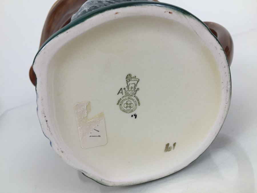 Royal Doulton Large 'The Vicar of Bray' Character Pitcher [Photo 3]