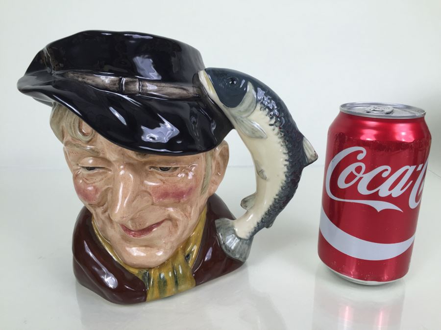 Royal Doulton Large 'The Poacher' D6781 Character Pitcher 1987 [Photo 4]