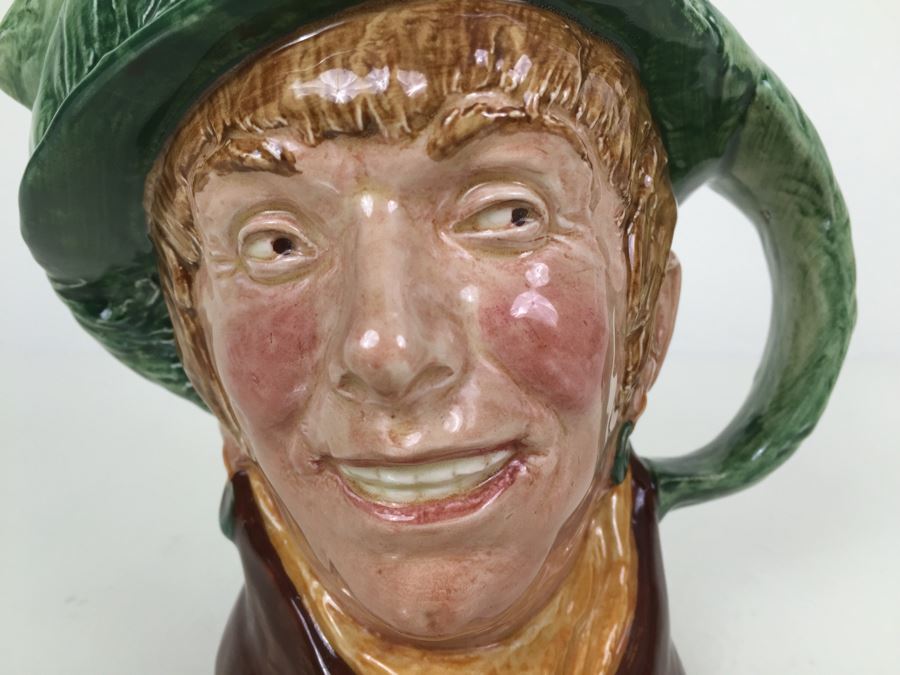 Royal Doulton Large ''Arriet' RN847682 Character Pitcher 1946 [Photo 2]