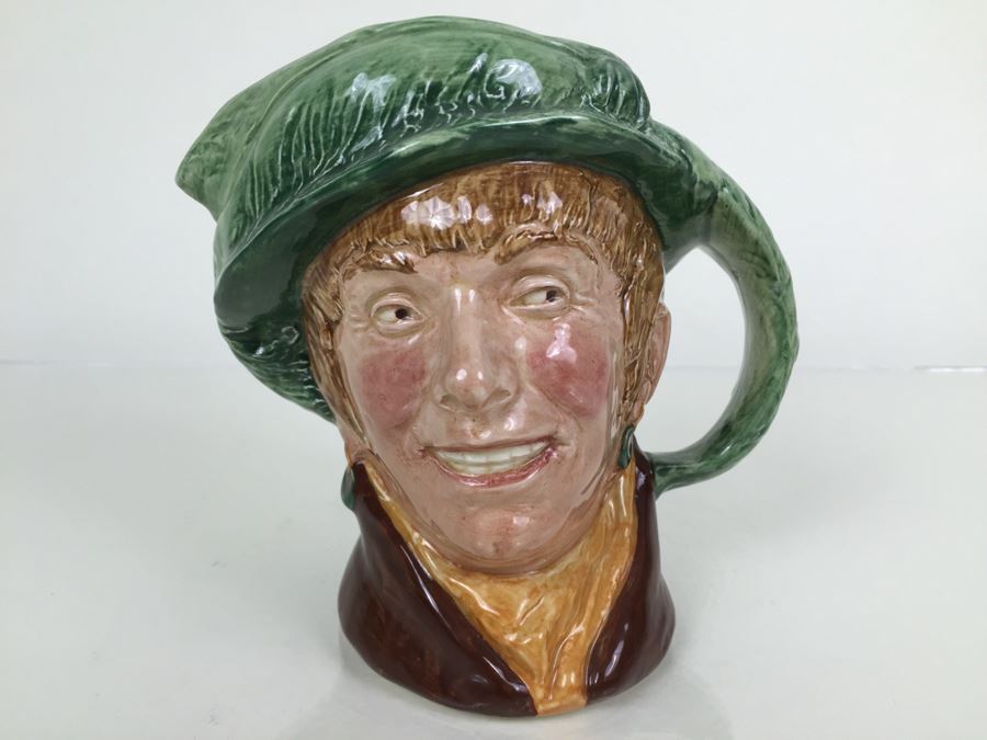 Royal Doulton Large ''Arriet' RN847682 Character Pitcher 1946 [Photo 1]