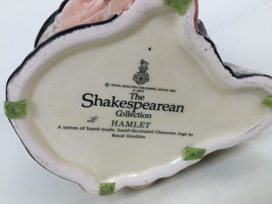 Royal Doulton Large The Shakespearean Collection 'Hamlet' D6672 Character Mug 1982 [Photo 3]