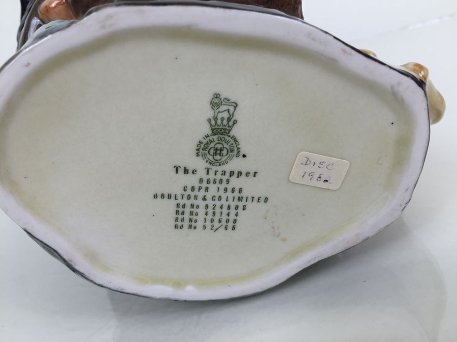 Royal Doulton Large 'The Trapper' D6609 Character Pitcher 1966 [Photo 3]