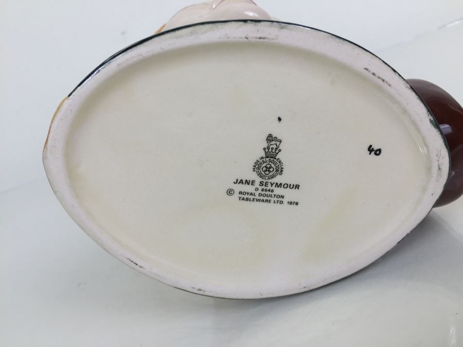 Royal Doulton Large 'Jane Seymour' D6646 Character Jug 1978 [Photo 3]