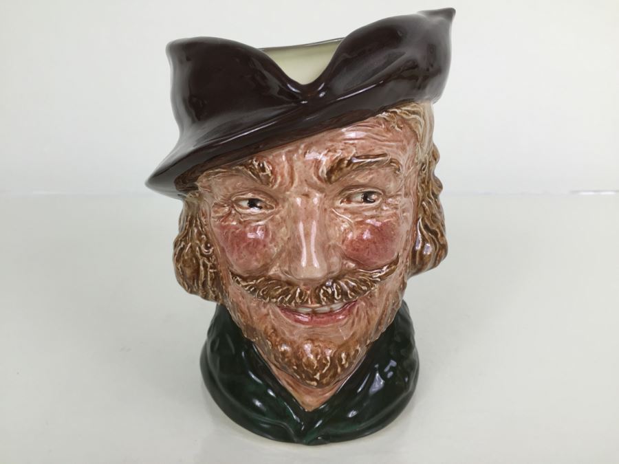 Royal Doulton Large 'Robin Hood' RN847681 Character Pitcher 1946