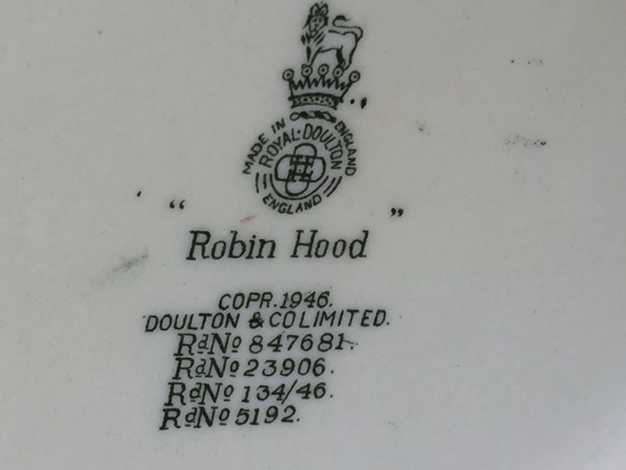 Royal Doulton Large 'Robin Hood' RN847681 Character Pitcher 1946 [Photo 3]