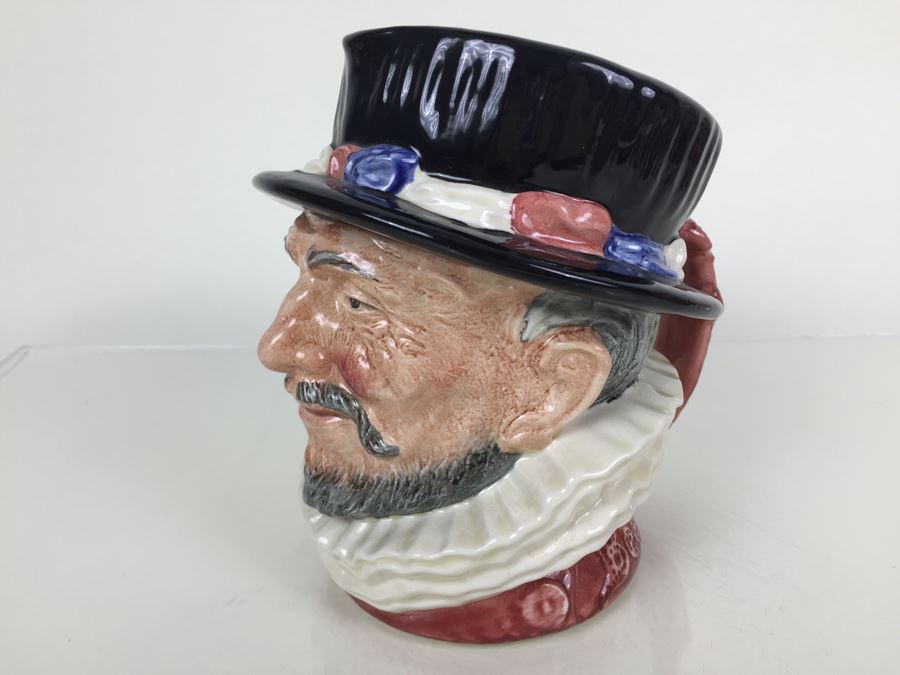 Royal Doulton Large 'Beefeater' D6206 Character Pitcher 1946 [Photo 5]