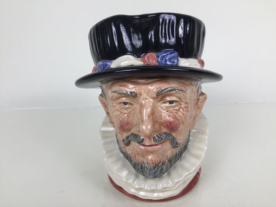 Royal Doulton Large 'Beefeater' D6206 Character Pitcher 1946